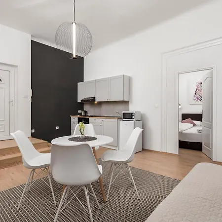 Apartament Doris